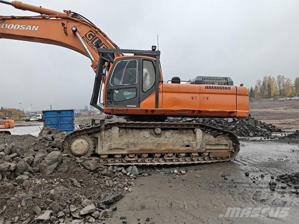 Doosan DX520LC Lánctalpas kotrók