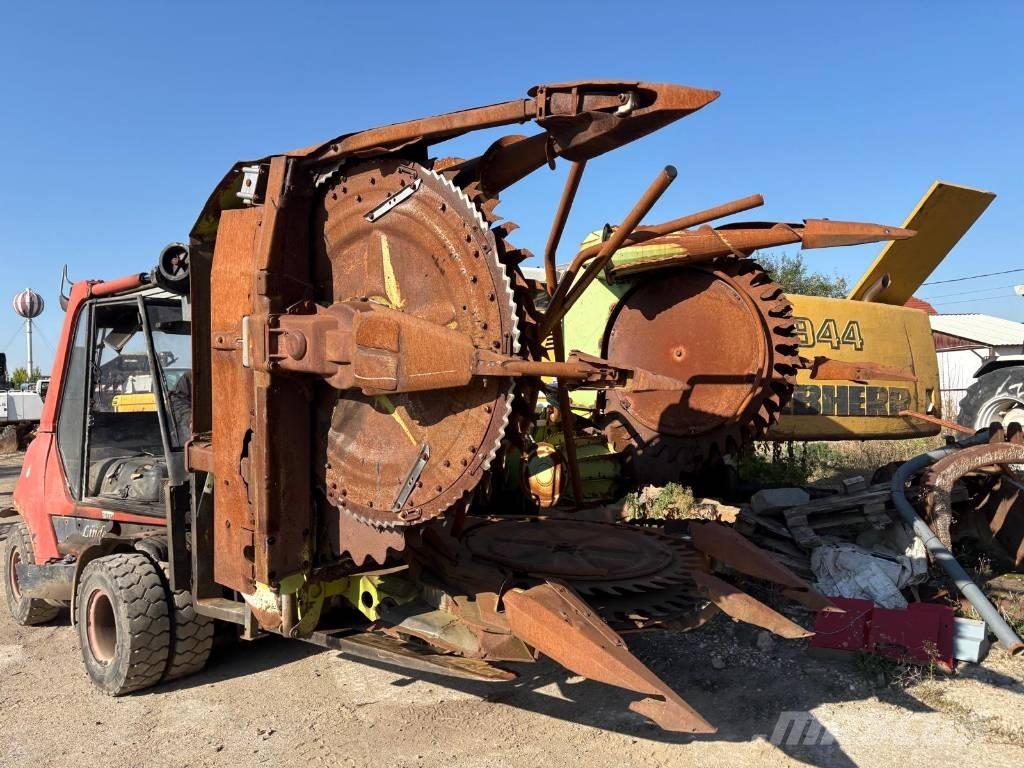 CLAAS RU 450 Önjáró szecskázók