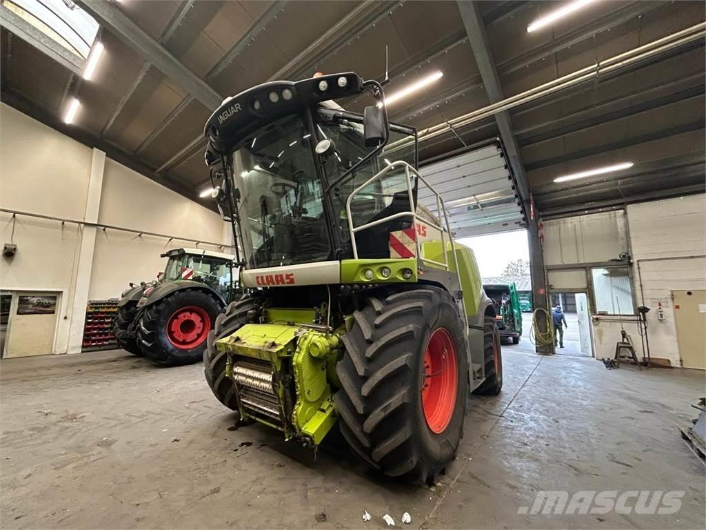 CLAAS Jaguar 960 Önjáró szecskázók