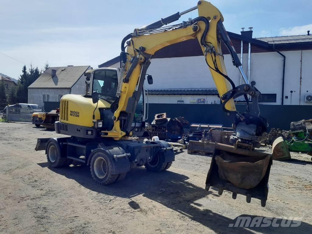 Wacker Neuson EW 65 Gumikerekes kotrók