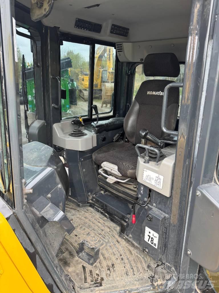 Komatsu D 61 PX-24 lánctalpas dózerek