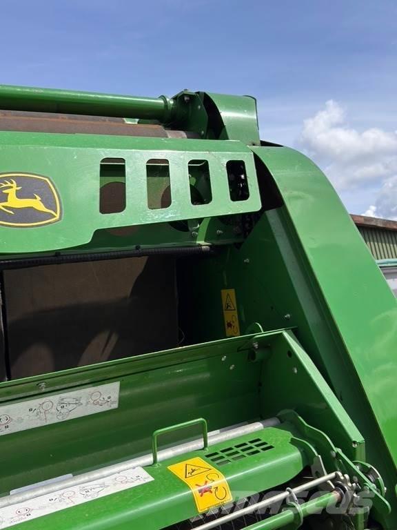 John Deere V461R Körbálázók