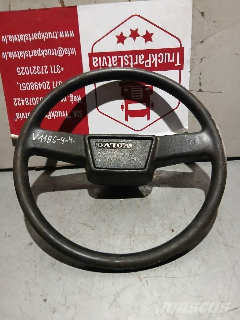 Volvo FL 618    6798650 Vezetőfülke és belső tartozékok