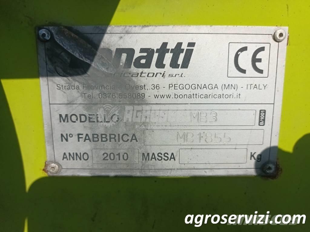 CLAAS Axos 320 Traktorok