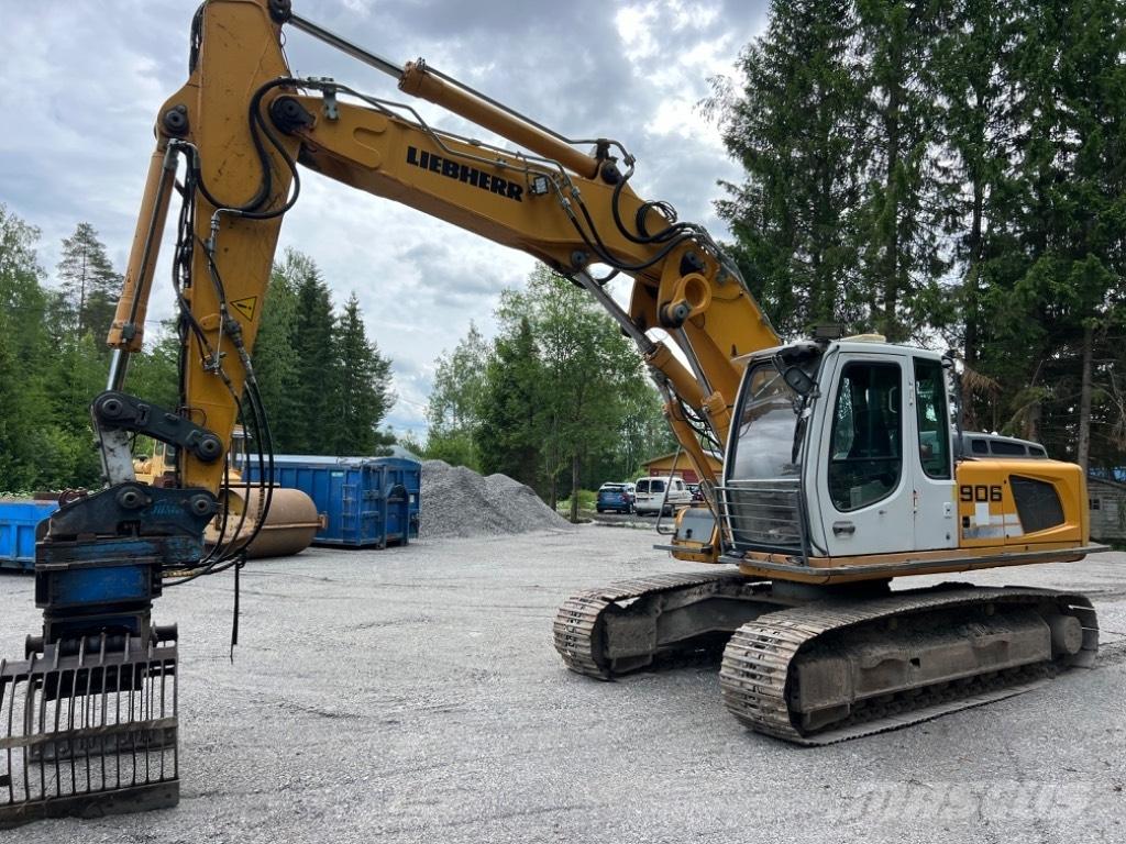 Liebherr R 906 LC Lánctalpas kotrók