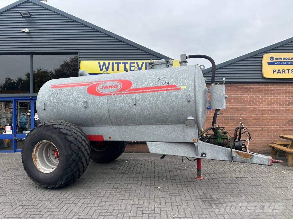 Jako 8000 Poranyag tartályos