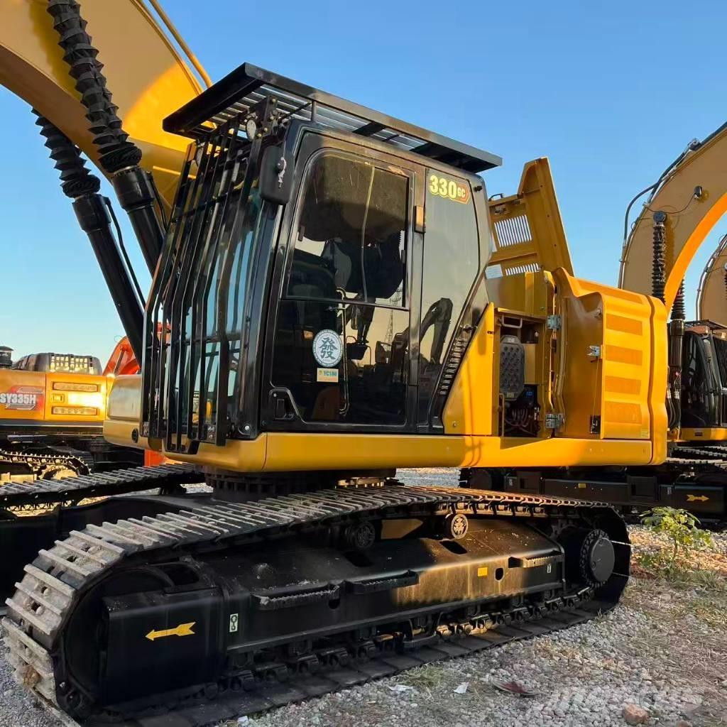 CAT 330 Lánctalpas kotrók