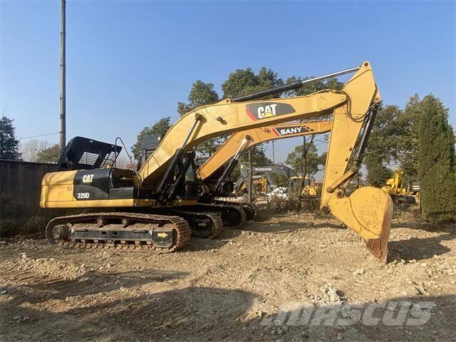 CAT 329D Lánctalpas kotrók