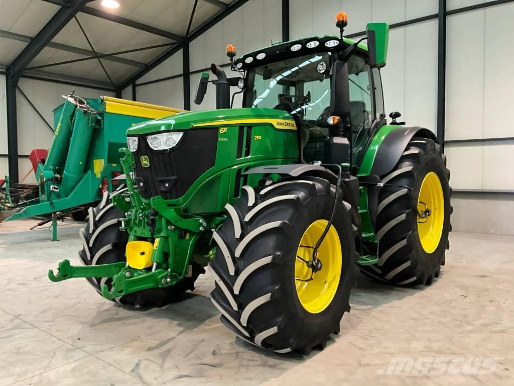 John Deere 6R 250 Traktorok