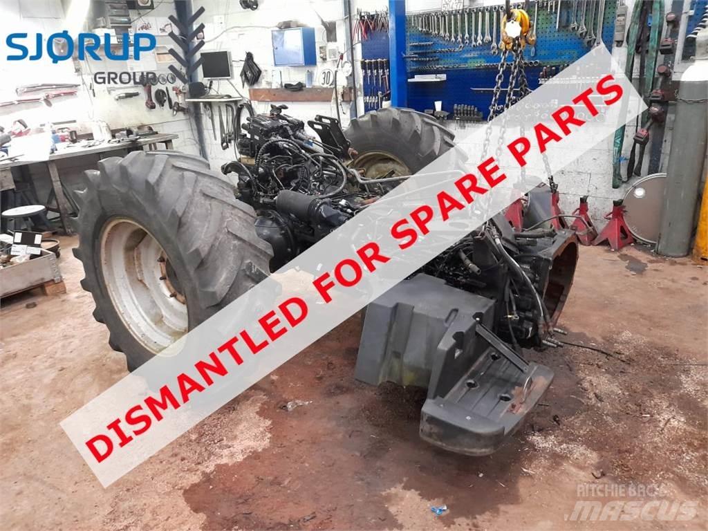 New Holland TM155 Traktorok