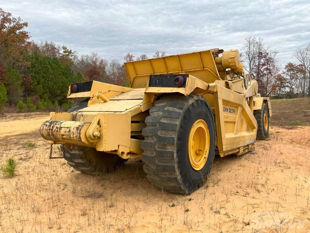 DEERE 862 Földnyesők (szkréperek)