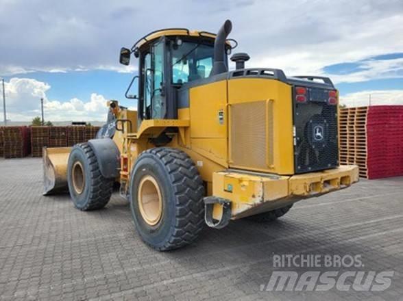 John Deere 624K Gumikerekes homlokrakodók