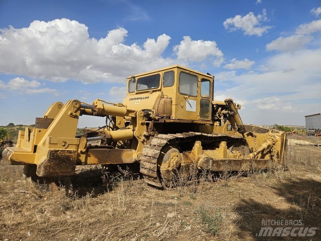 CAT D 9 G lánctalpas dózerek