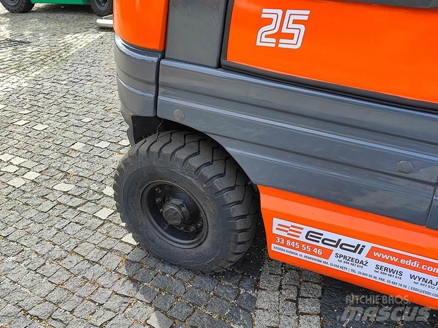 Toyota 6FG25 Gázüzemű targoncák