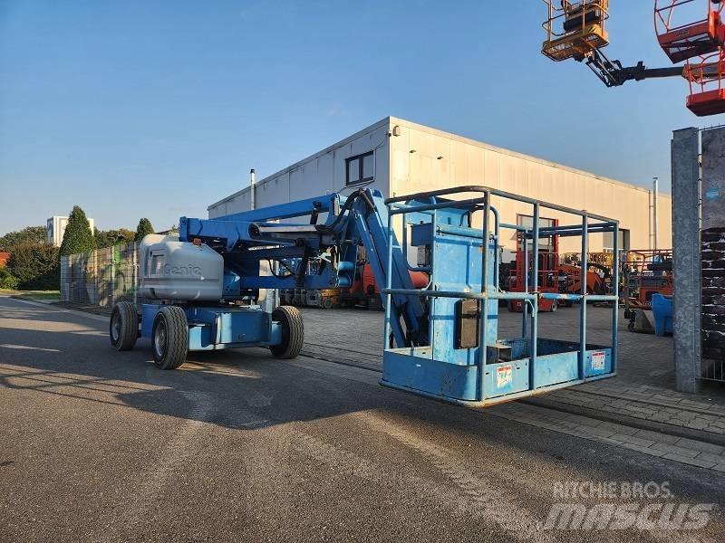 Genie Z 45/25 DC Karos emelők