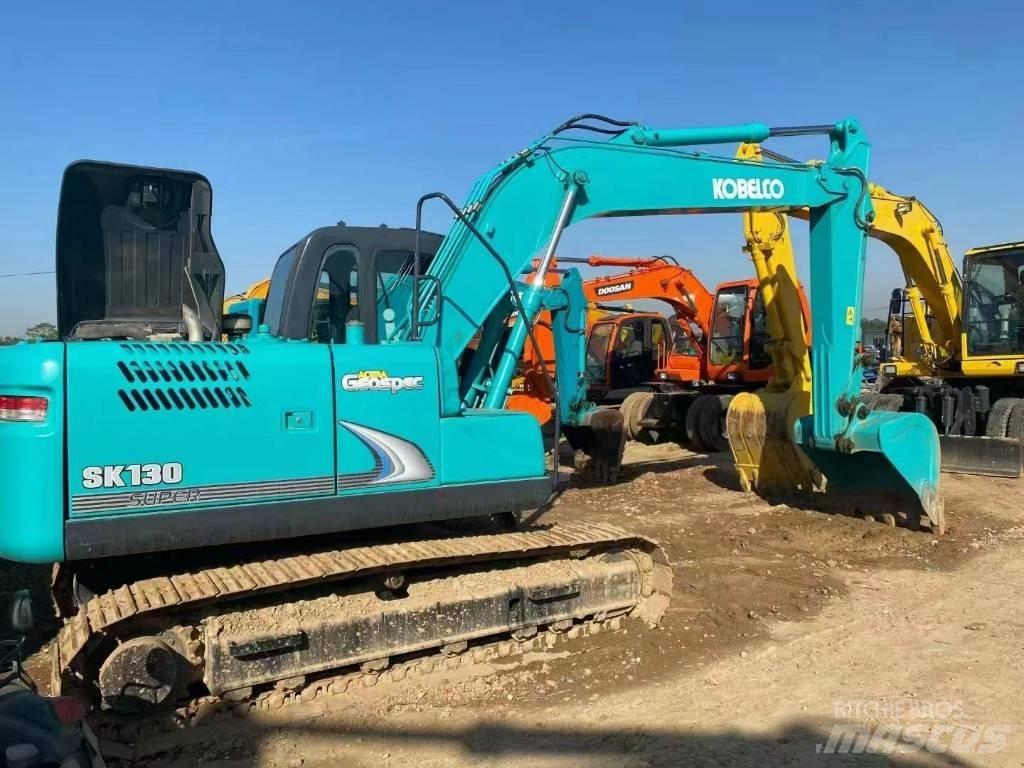 Kobelco SK 130 Lánctalpas kotrók