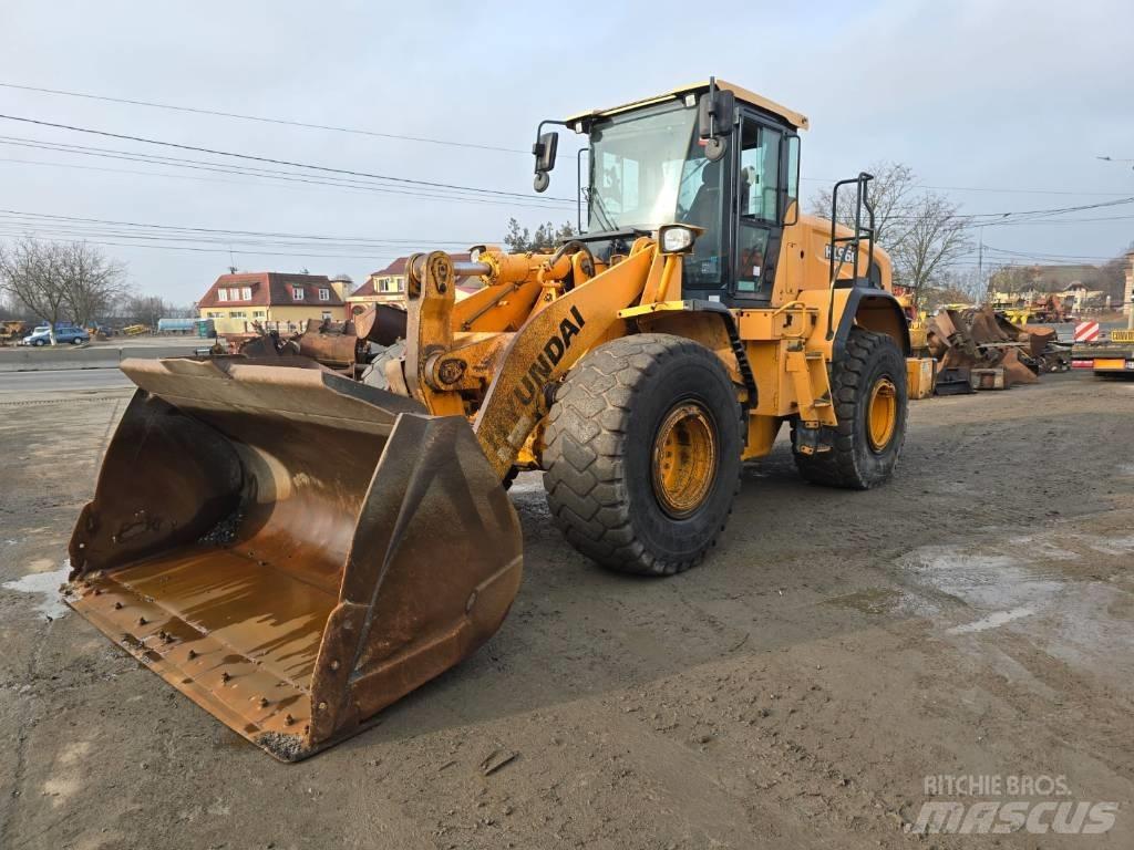 Hyundai HL 960 Gumikerekes homlokrakodók