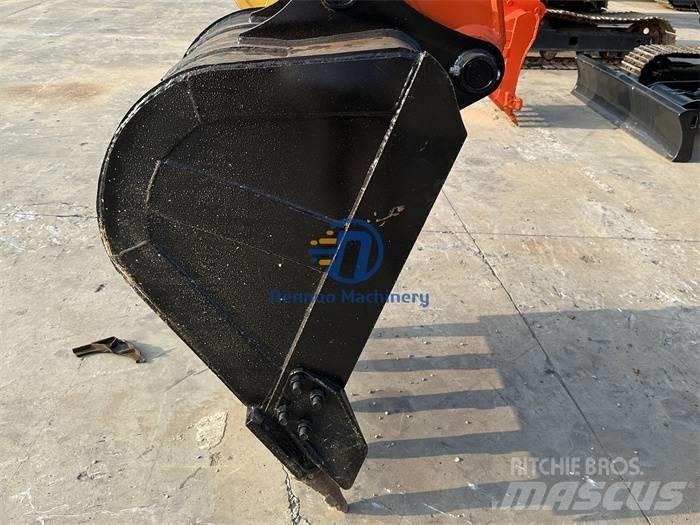 Hitachi ZX 120 Lánctalpas kotrók