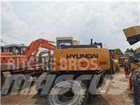 Hyundai R130WD Gumikerekes kotrók