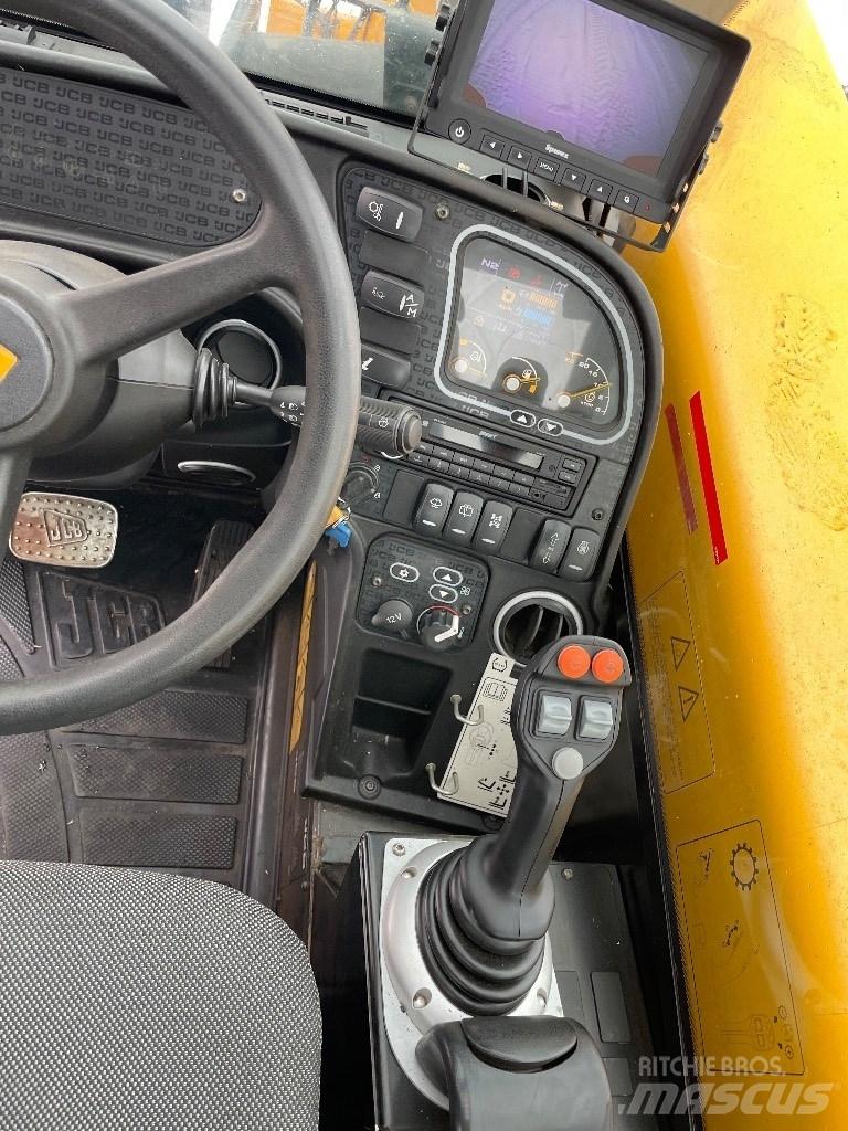 JCB 560-80 AGRI PLUS Teleszkópos mezőgazdasági rakodók