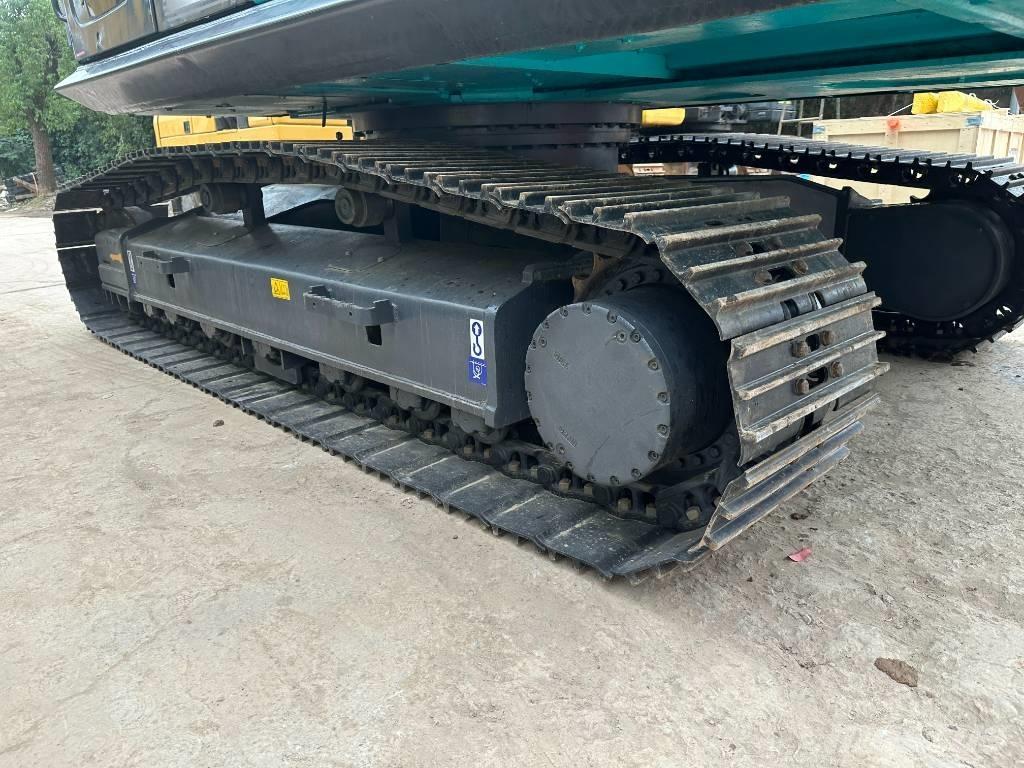 Kobelco SK 200 Lánctalpas kotrók