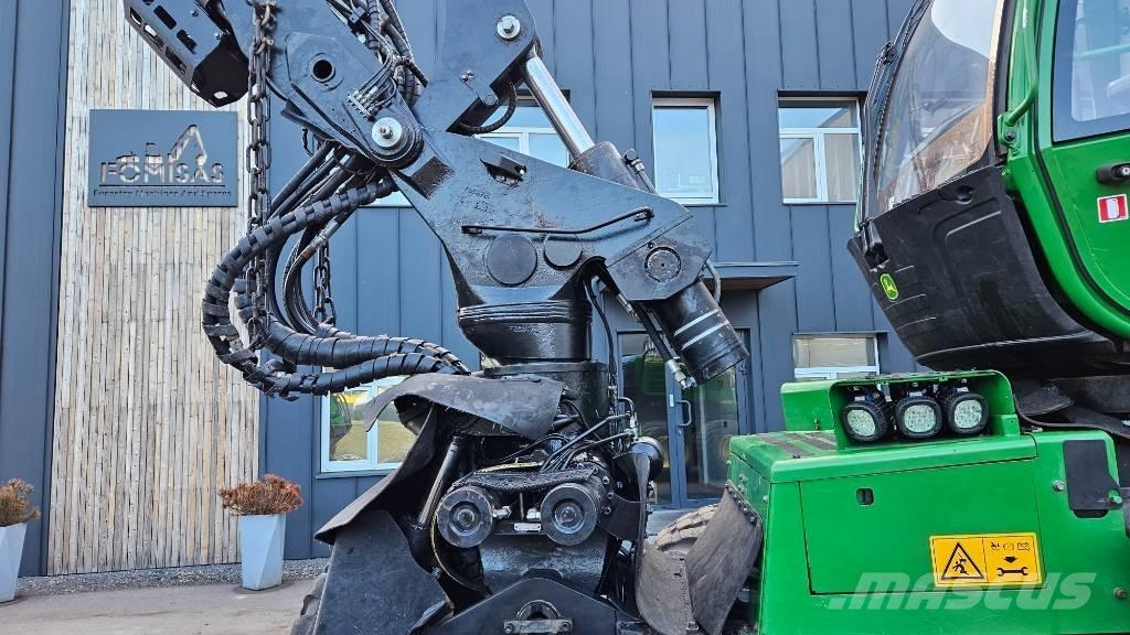John Deere 1270 G Betakarítók