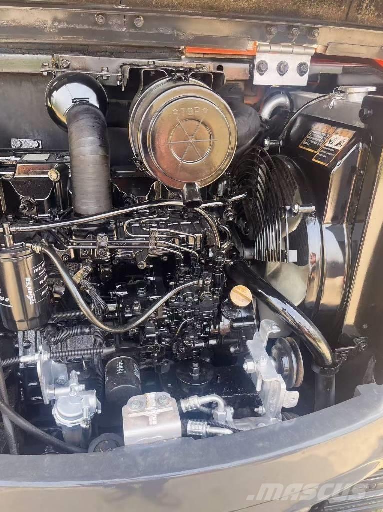 Doosan DH 60 Mini kotrók < 7t