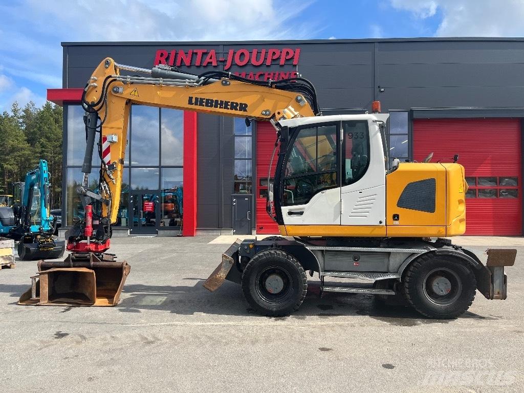 Liebherr A 918 Comp Gumikerekes kotrók