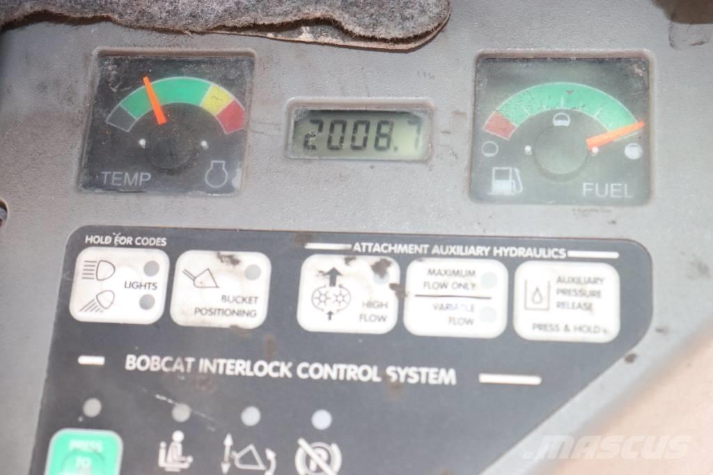 Bobcat S 130 Mini homlokrakodók