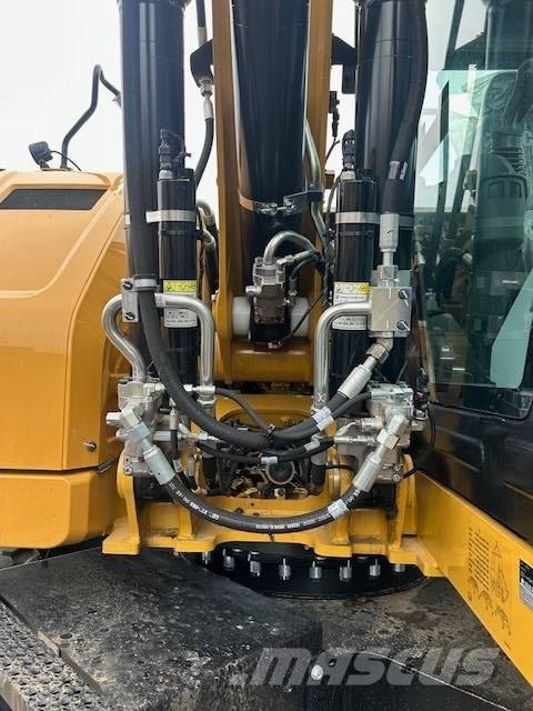 CAT M 316 Gumikerekes kotrók