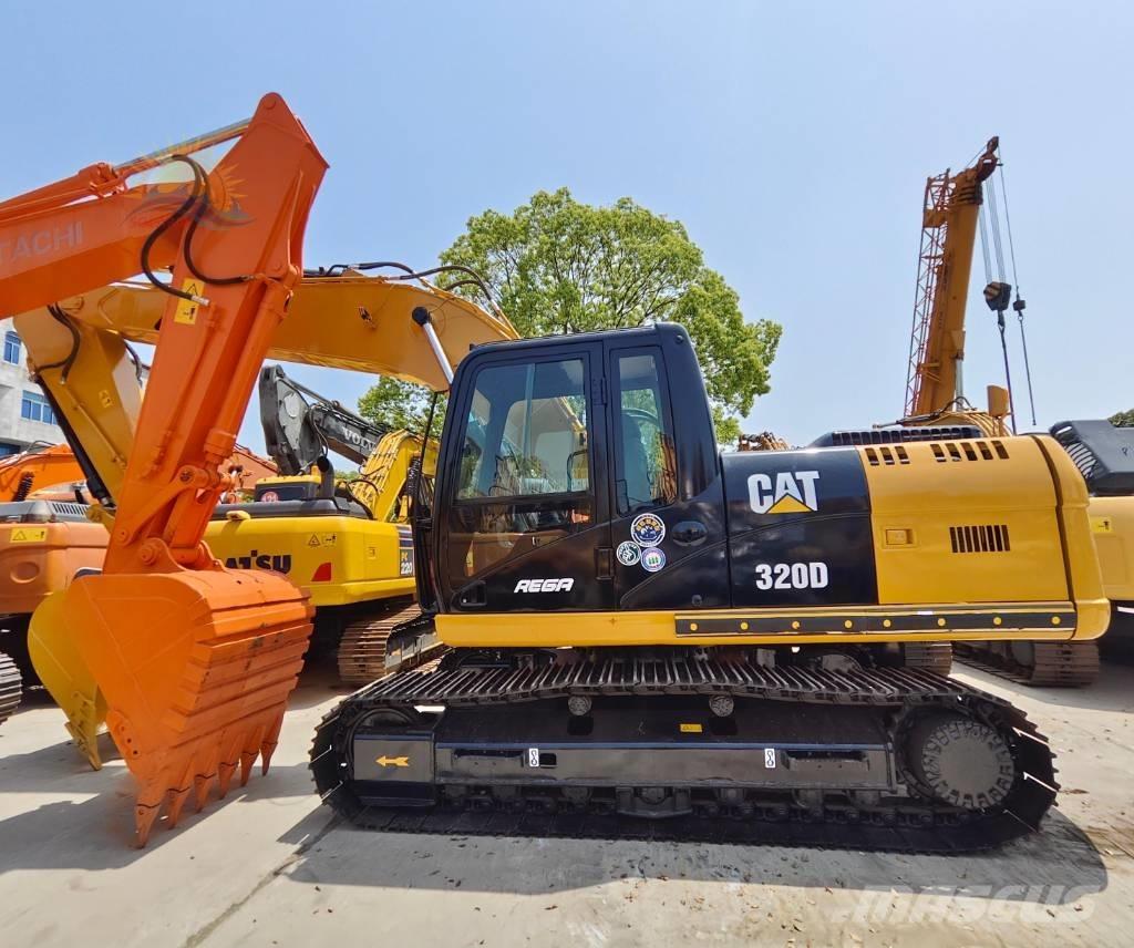 CAT 320 D Lánctalpas kotrók