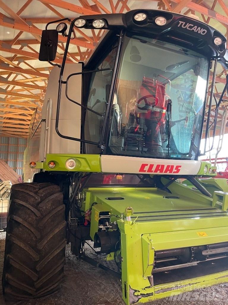CLAAS Tucano 440 Kombájnok