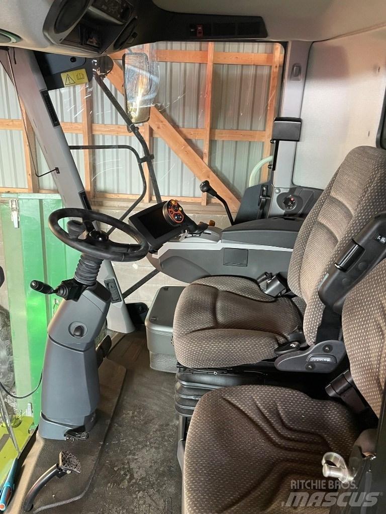CLAAS Tucano 440 Kombájnok