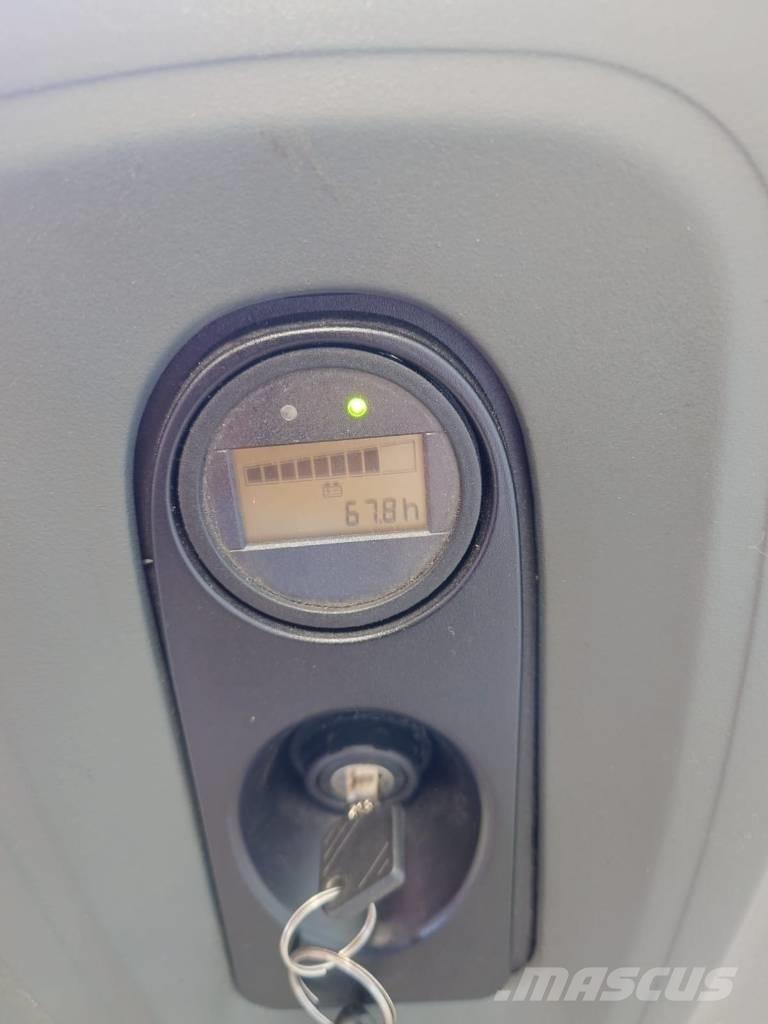 Linde L 12 Gyalogkíséretű targonca