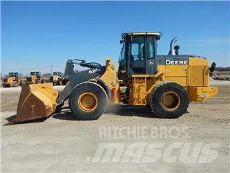 John Deere 624K Gumikerekes homlokrakodók