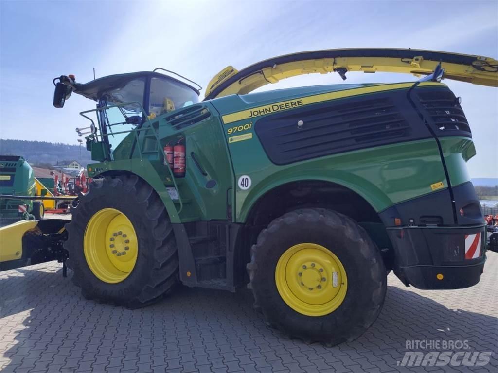 John Deere 9700i Önjáró szecskázók