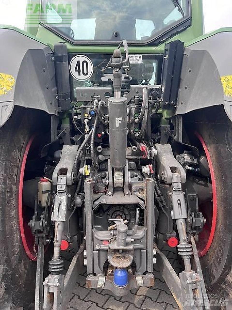 Fendt 828 Traktorok