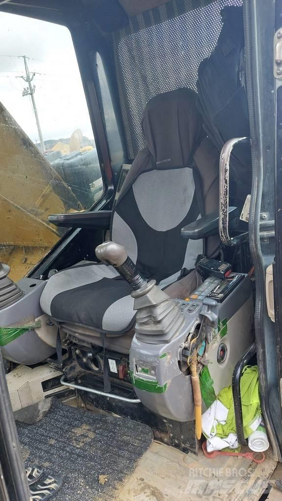 CAT 321 LCR Lánctalpas kotrók