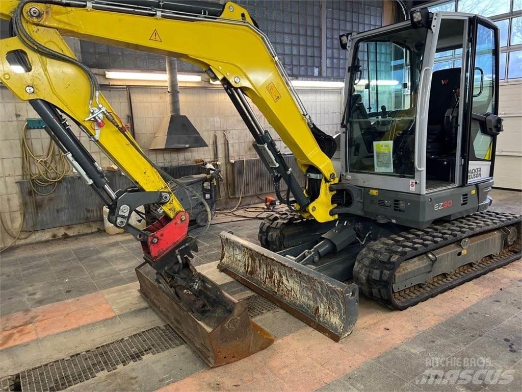 Wacker Neuson EZ50 Lánctalpas kotrók