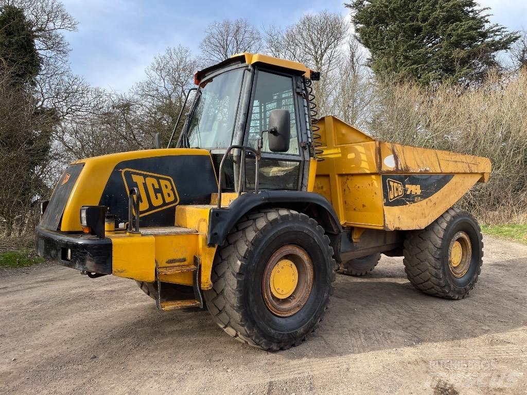 JCB 714 Csuklósdömperek