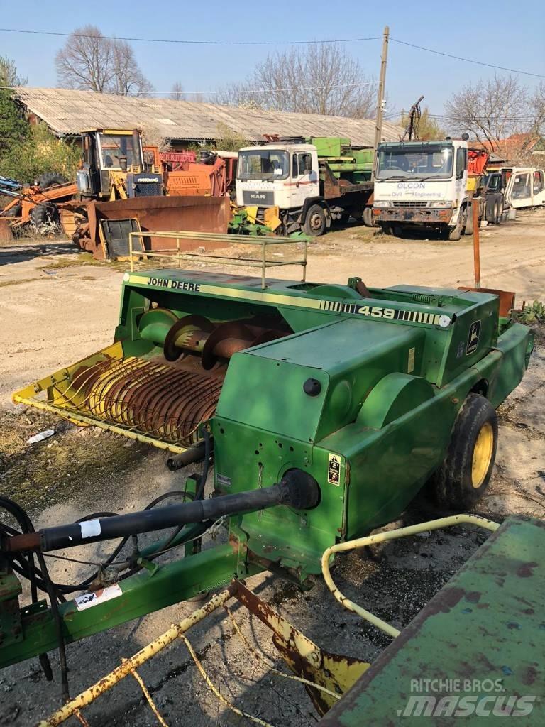 John Deere 459 Szögletes bálázók