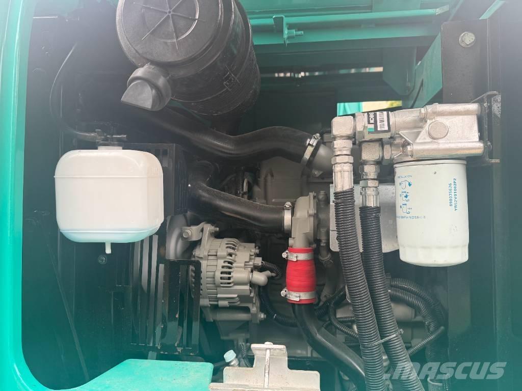 Kobelco SK 75 Közepes (midi) kotrók 7 t - 12 t