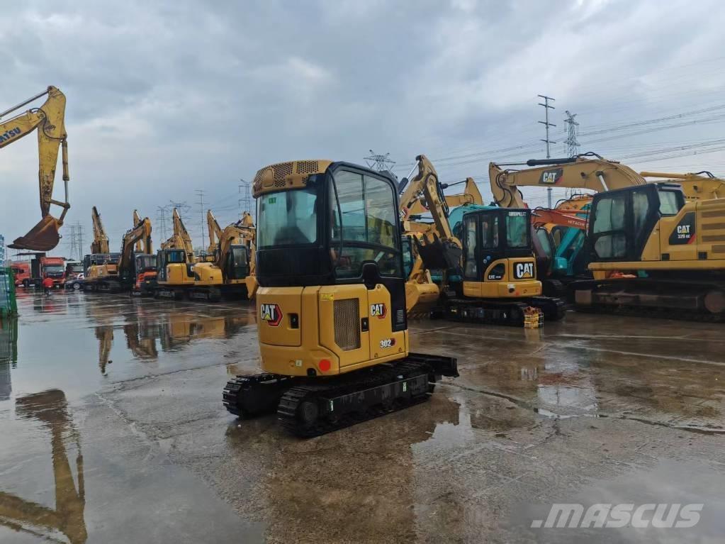 CAT 302 CR Mini kotrók < 7t
