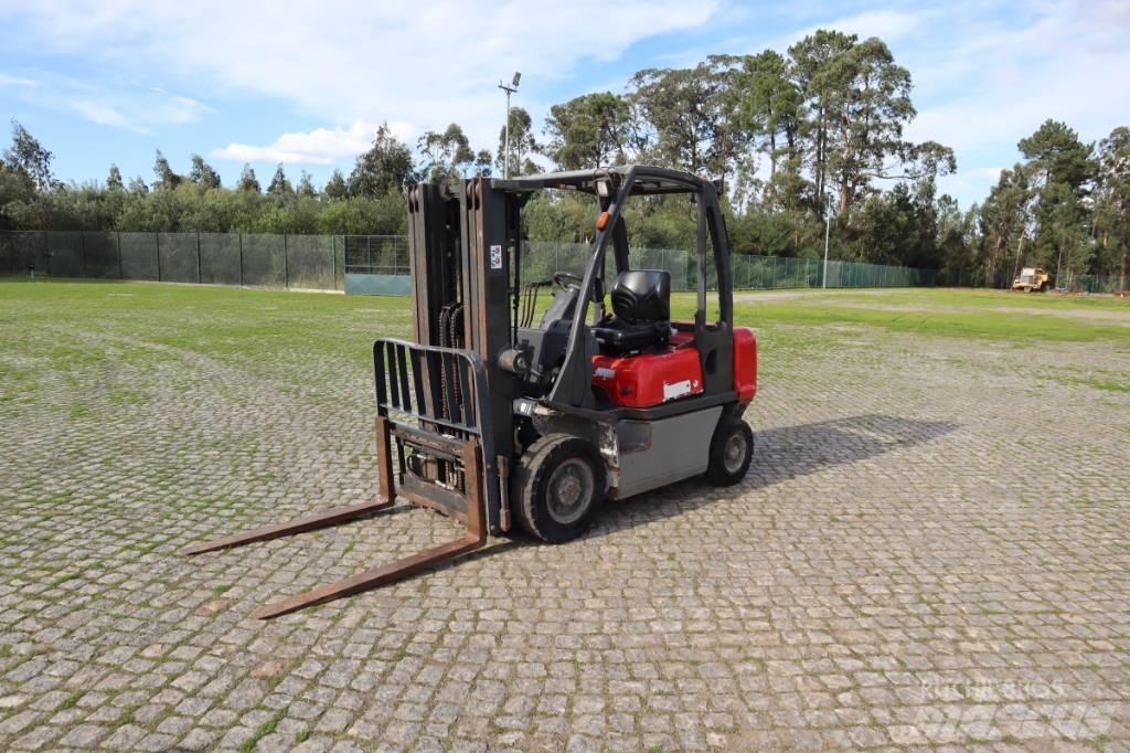 Nissan Y1D2A25Q Dízel targoncák