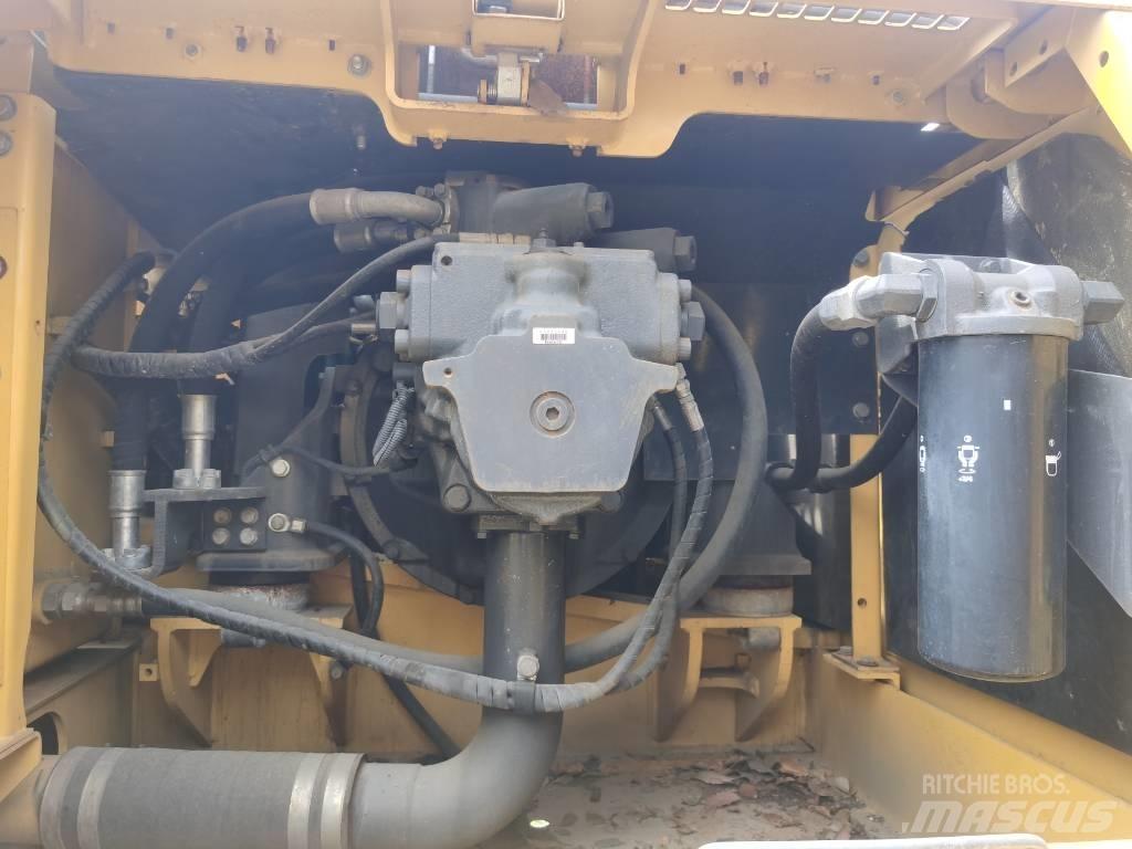 Komatsu PC 350-7 Lánctalpas kotrók