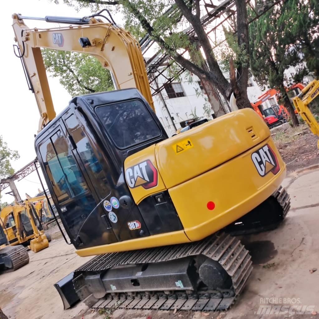 CAT 307 D Közepes (midi) kotrók 7 t - 12 t