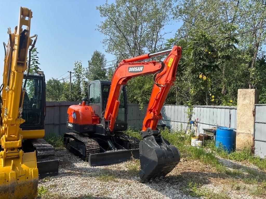 Doosan DH 60-7 Mini kotrók < 7t