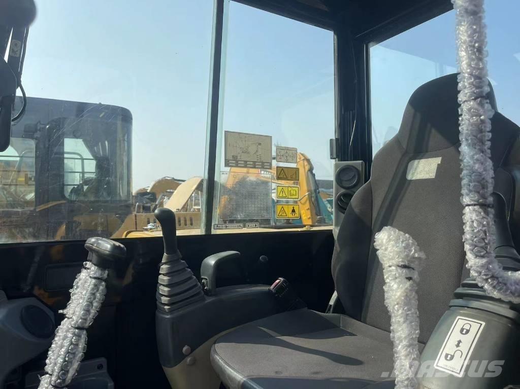 CAT 305.5 E CR Mini kotrók < 7t