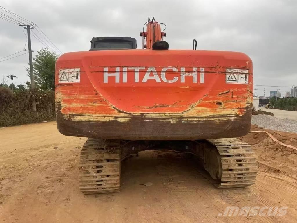 Hitachi ZX 200 Lánctalpas kotrók