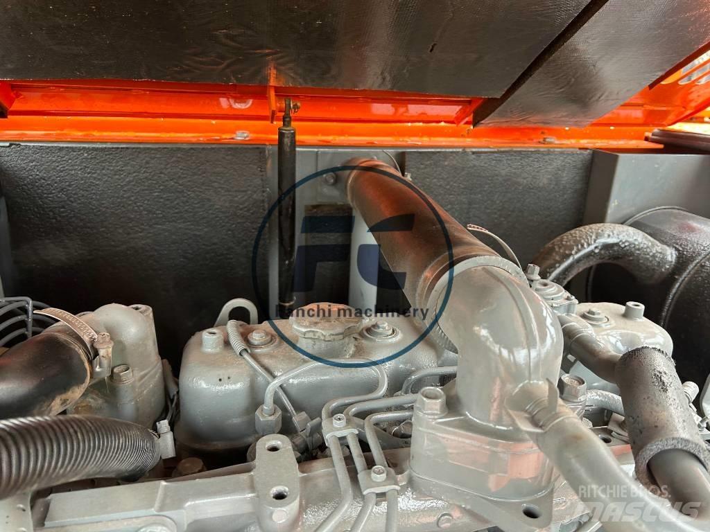 Hitachi ZX 70 Lánctalpas kotrók